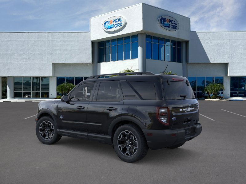 2025 Ford Bronco Sport Outer Banks photo 2