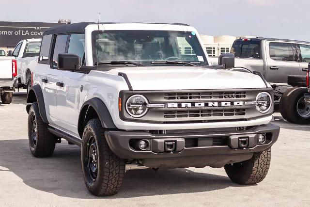 Thumbnail: 2026 Ford Bronco - 32