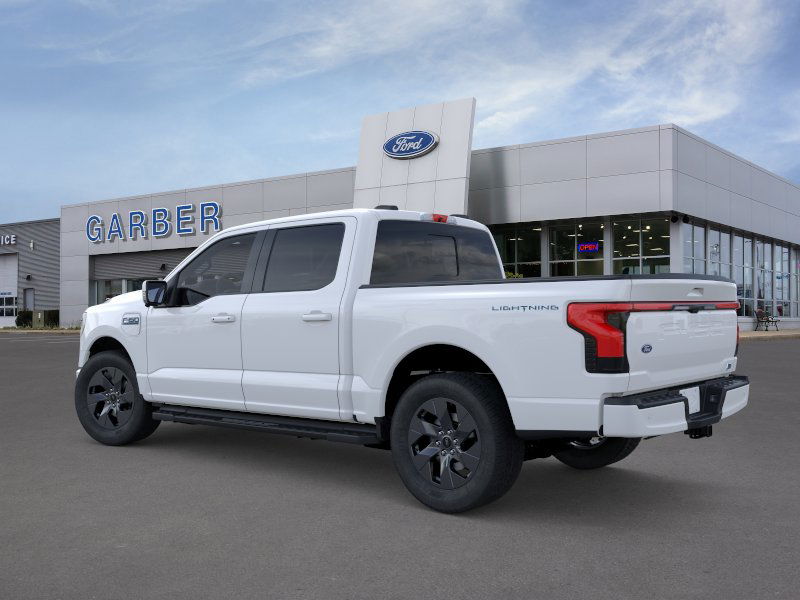 2025 Ford F-150 Lightning Lariat photo 4