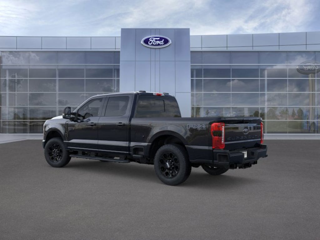 New 2025 Ford F-350 F-350 XLT Truck Crew Cab
