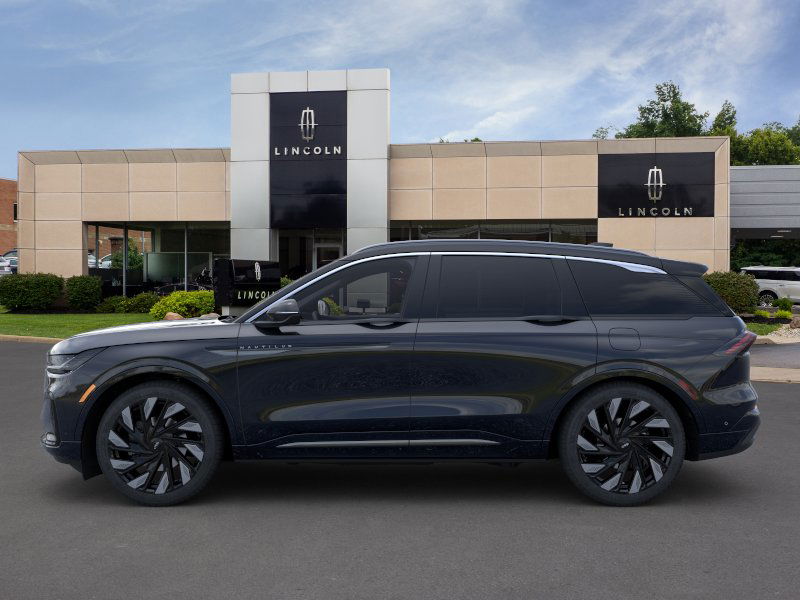 2024 Lincoln Nautilus Black Label photo 4