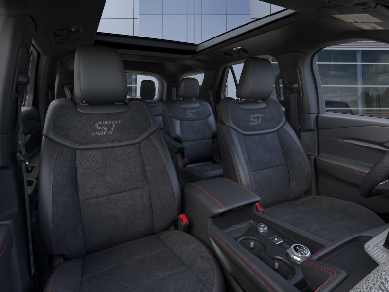 2026 Ford Explorer ST - Photo 10