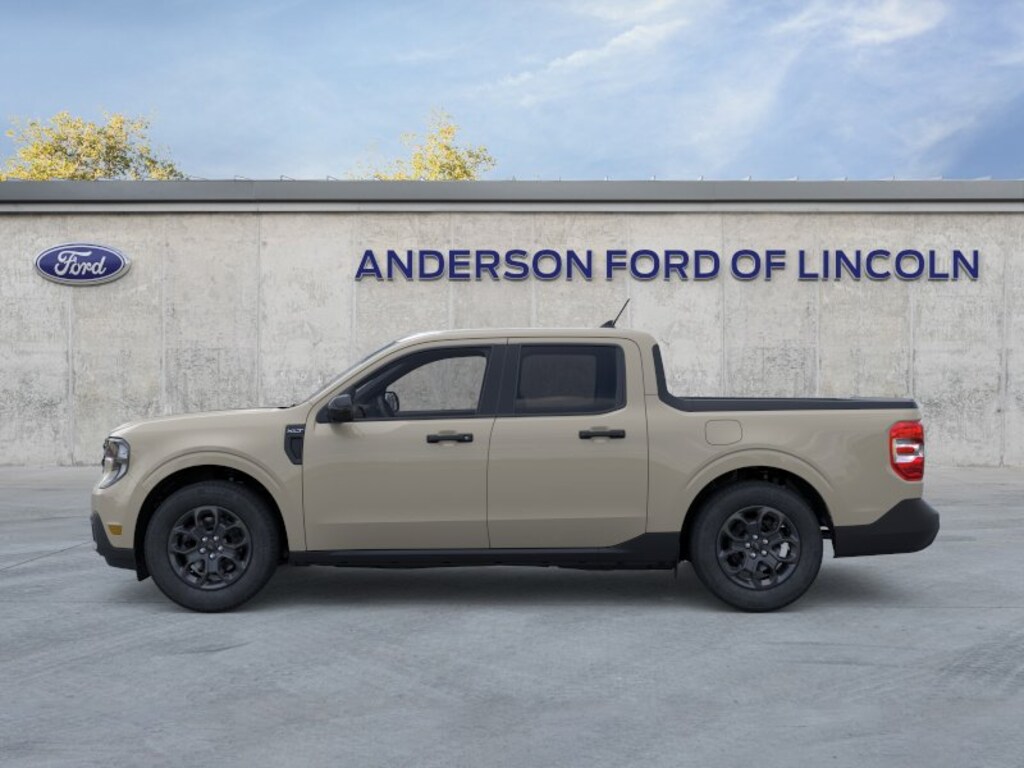 New 2025 Ford Maverick XLT TRUCK