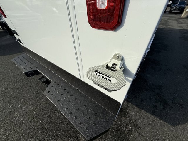 2024 Ford Transit Cutaway Base - Photo 41