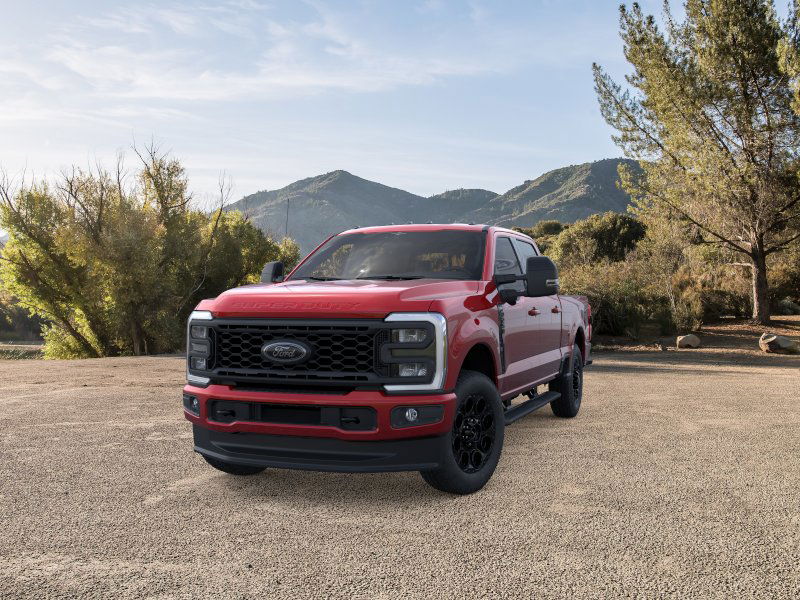 2025 Ford F-250 photo 2