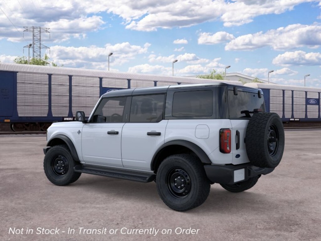 New 2026 Ford Bronco Outer Banks SUV