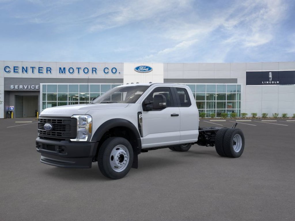 New 2026 Ford F-450 Chassis TRUCK