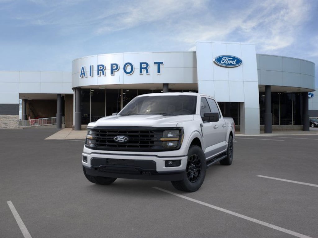 New 2025 Ford F-150 XLT Truck SuperCrew Cab