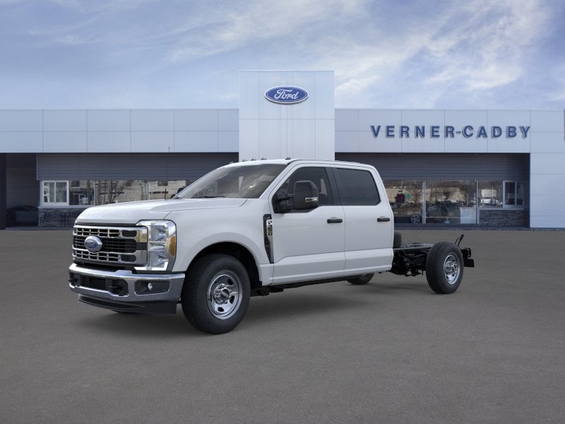 2026 Ford F-350 Chassis TRUCK 