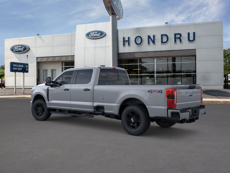 2025 Ford F-250 photo 4