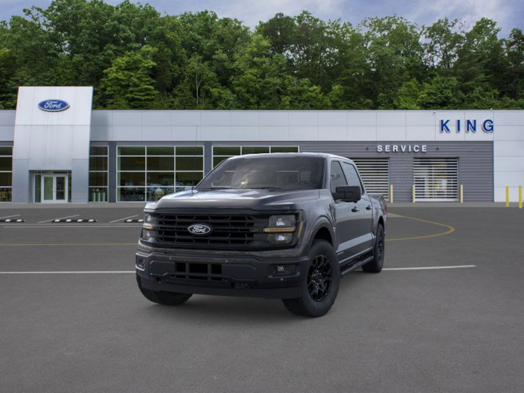 New 2025 Ford F-150 XLT Truck SuperCrew Cab