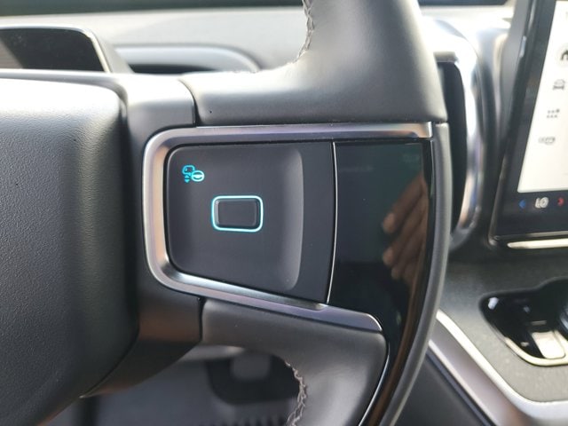 2025 Ford Expedition photo 23