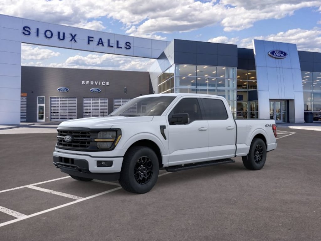 New 2026 Ford F-150 XLT Truck SuperCrew Cab
