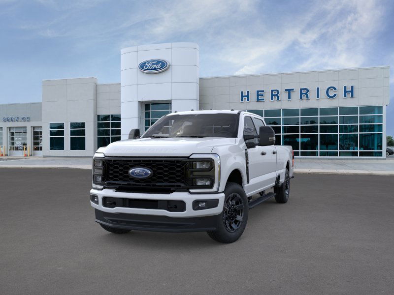 2026 Ford F-250 photo 2