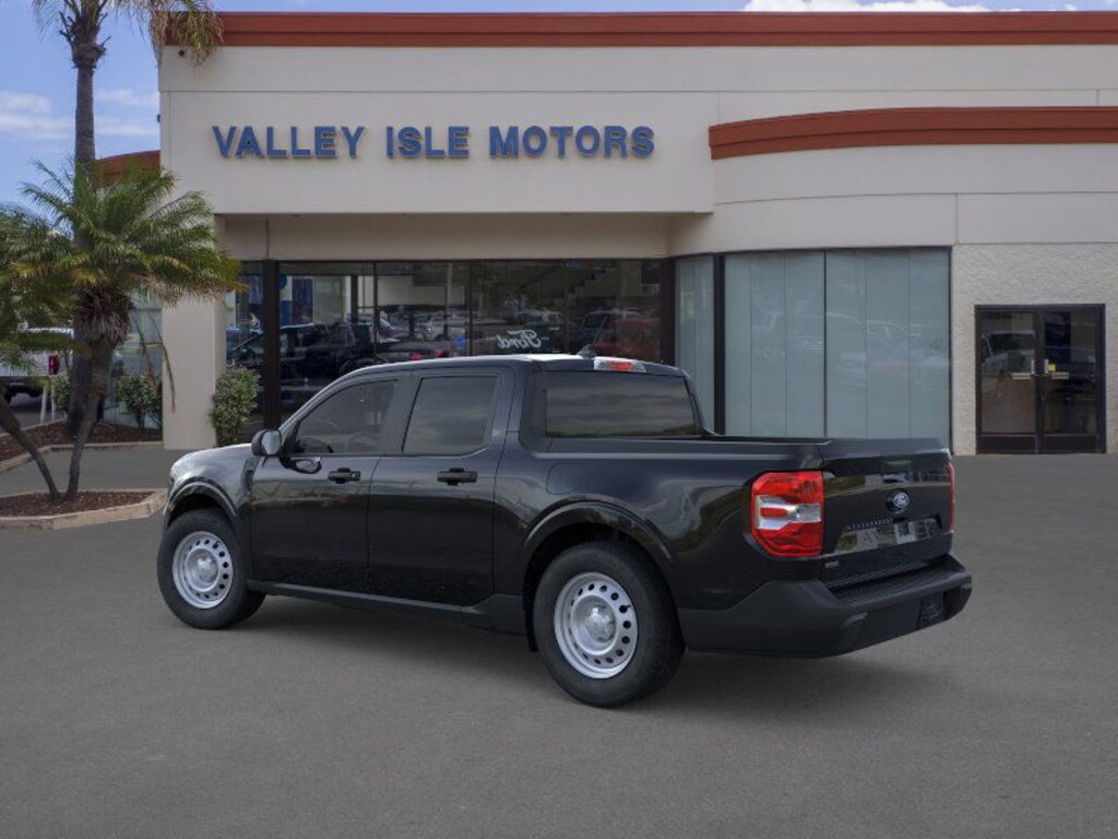 New 2025 Ford Maverick XL TRUCK