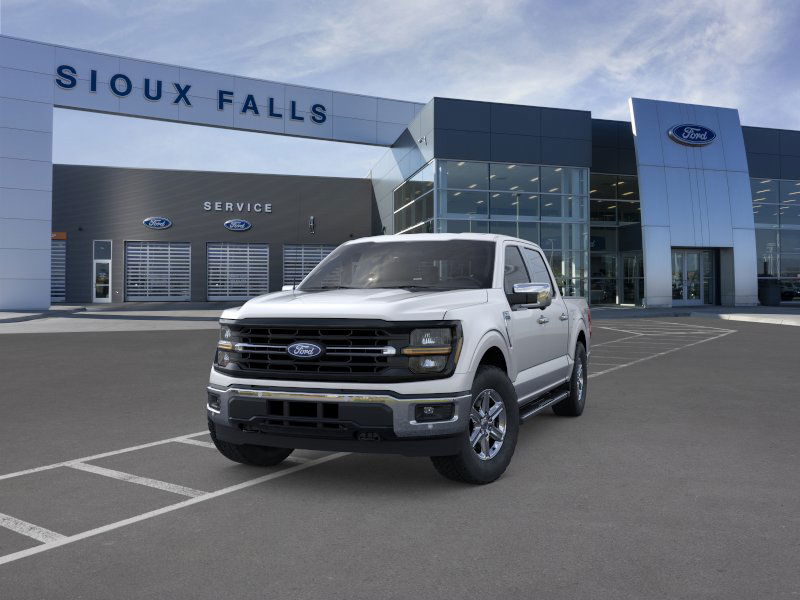 2025 Ford F-150 XLT photo 2