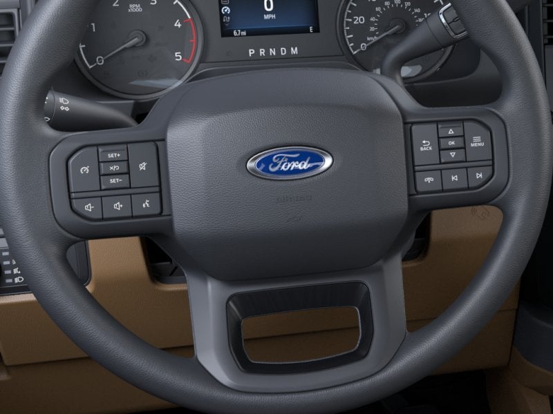 2025 Ford F-350 Super Duty XLT - Photo 18