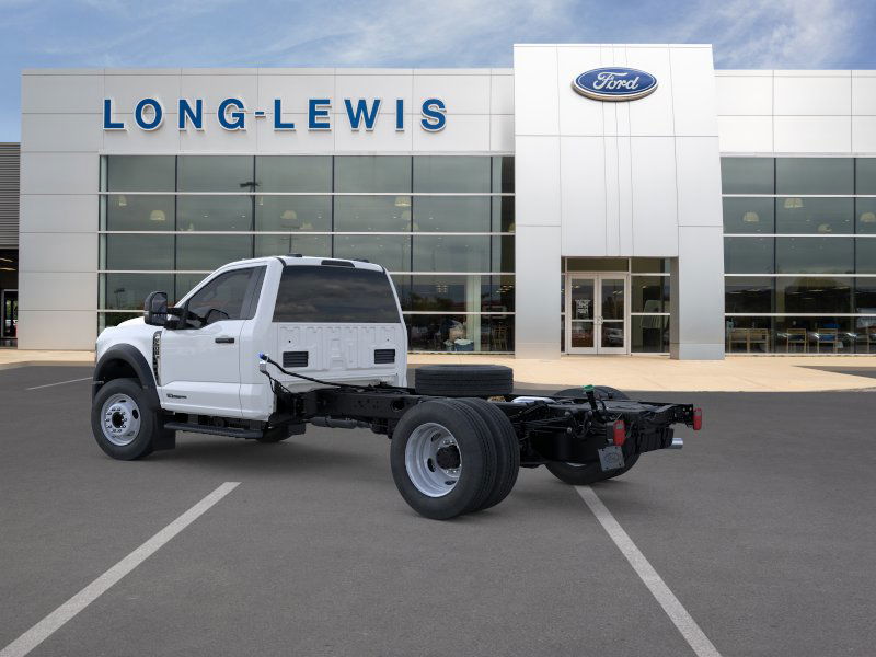 2025 Ford F-600 photo 4