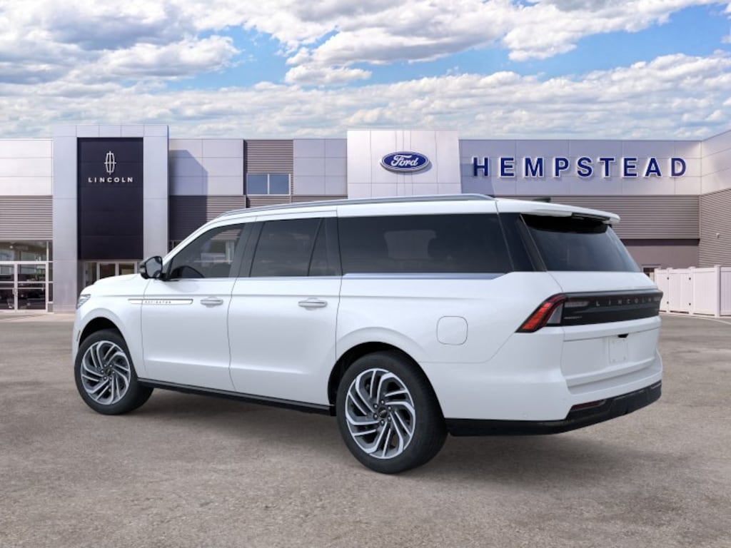 New 2026 Lincoln Navigator L Reserve SUV