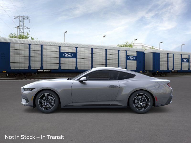 2025 Ford Mustang EcoBoost photo 3