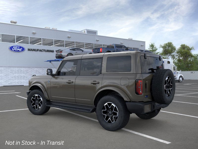 2025 Ford Bronco Outer Banks photo 3