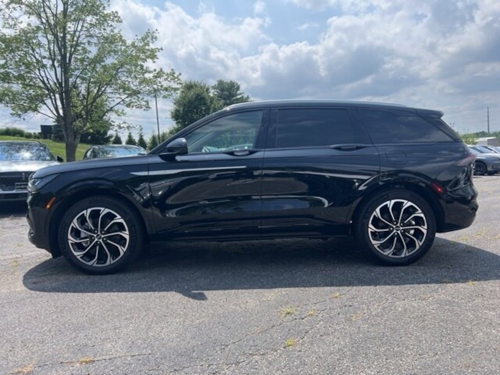 New 2025 Lincoln Nautilus Reserve CROSSOVERS