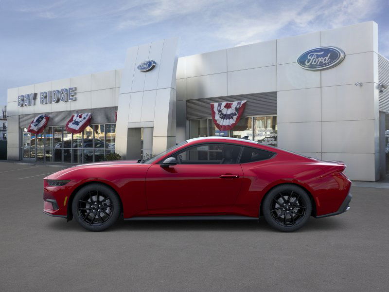 2025 Ford Mustang EcoBoost photo 4