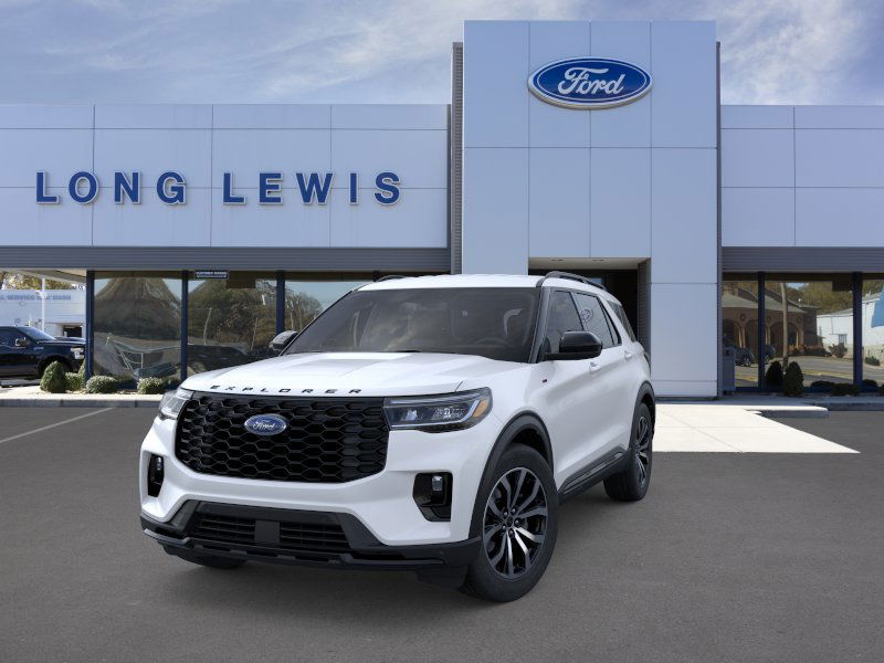 2025 Ford Explorer ST-Line photo 2