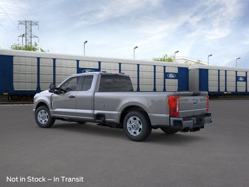 2026 Ford F-350 XLT photo 3