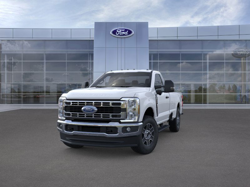 2025 Ford F-350 XLT photo 2