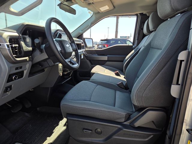 2025 Ford F-150 XLT - Photo 32