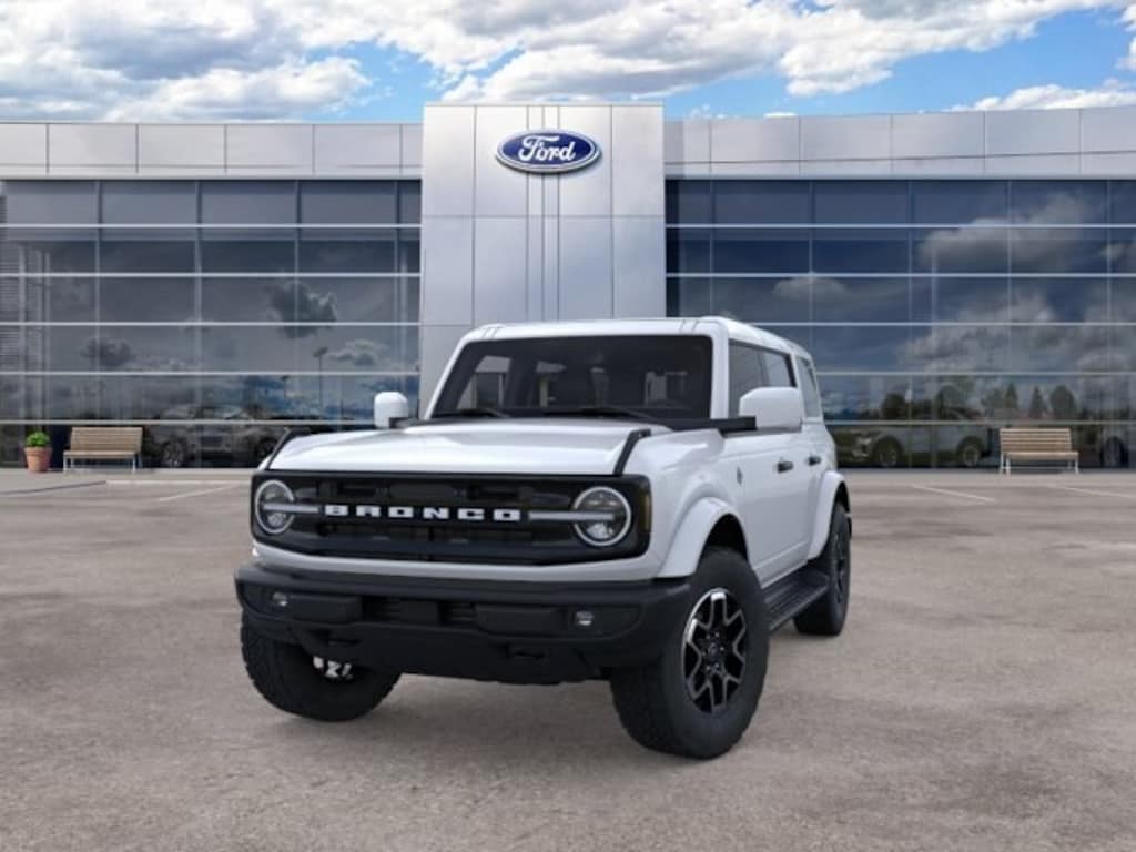 New 2026 Ford Bronco Outer Banks SUV