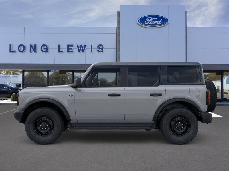View vehicle photo 3