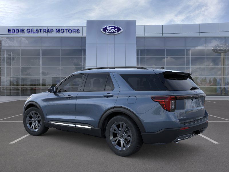 2025 Ford Explorer photo 3