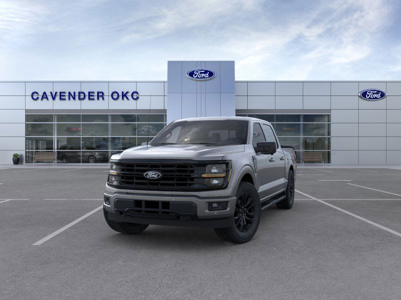 2025 Ford F-150 XLT photo 2