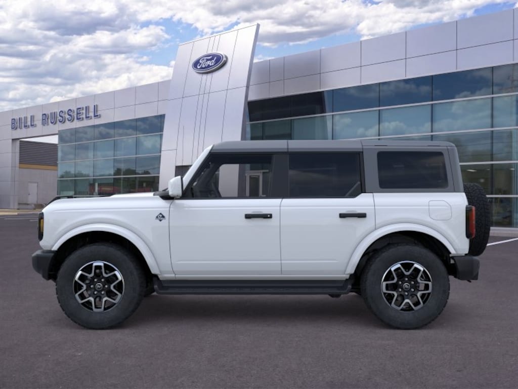 New 2026 Ford Bronco Outer Banks SUV