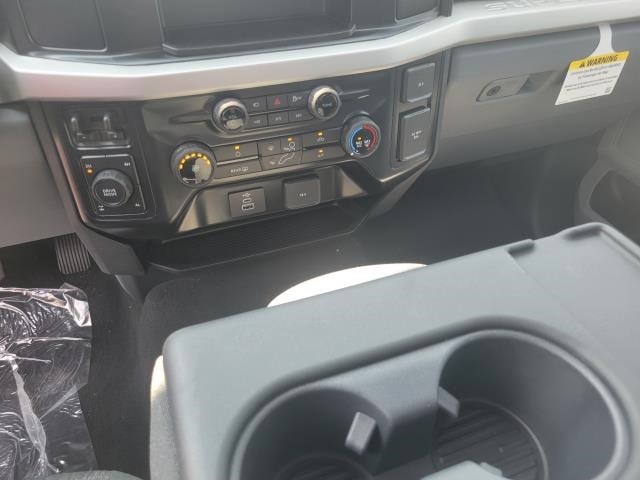 2025 Ford F-350 XLT photo 29