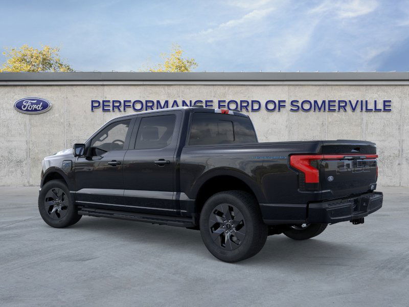 2025 Ford F-150 Lightning Lariat photo 3