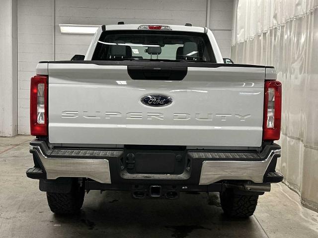 Thumbnail: 2026 Ford Econoline - 33