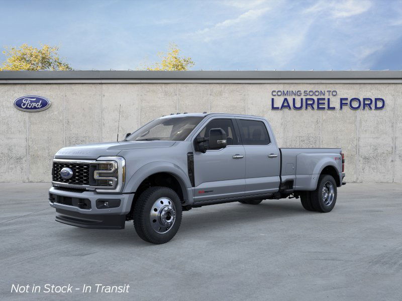 2026 Ford F-450 Super Duty Platinum's photo