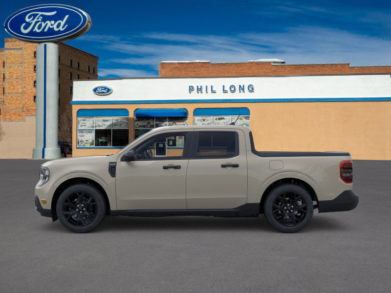 2025 Ford Maverick XLT photo 2