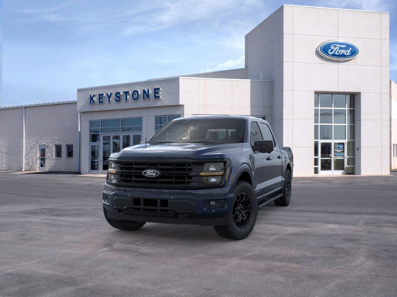 2025 Ford F-150 XLT photo 2