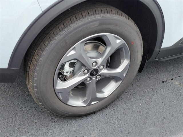 2025 Ford Escape ST-Line photo 28