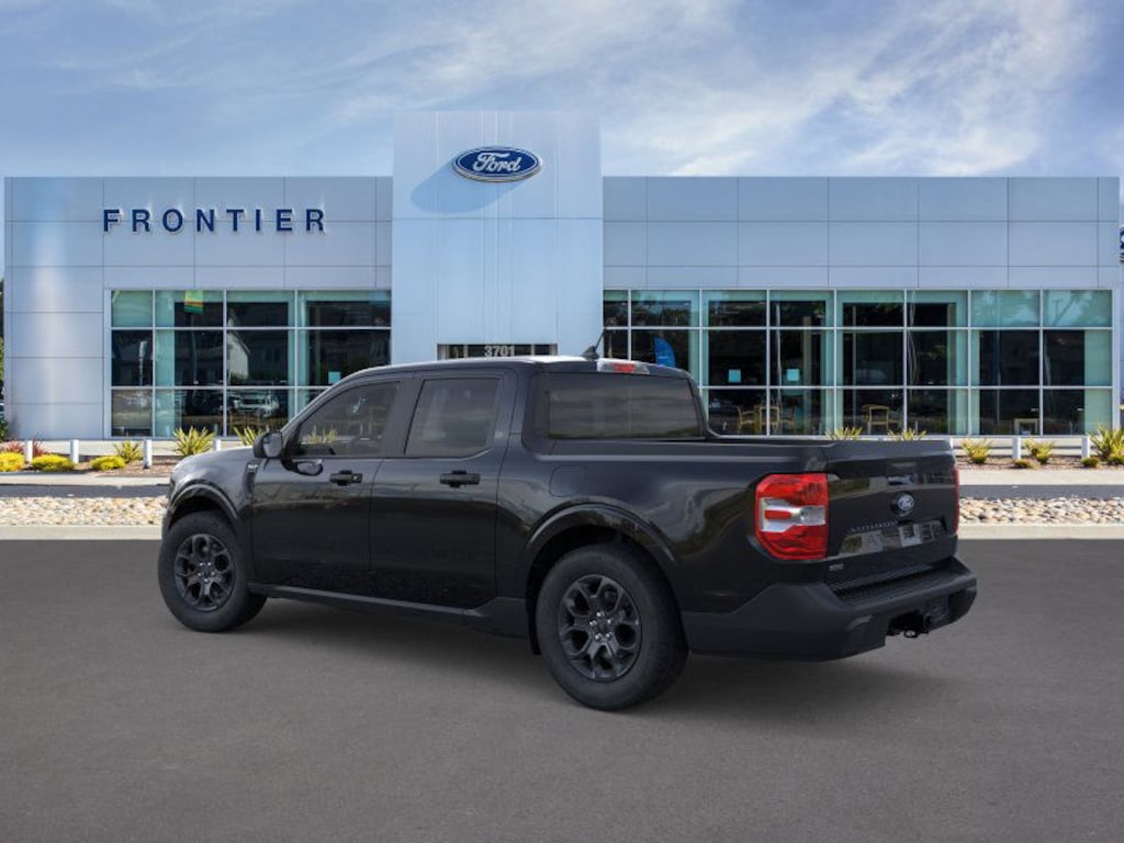 New 2025 Ford Maverick XLT Truck SuperCrew