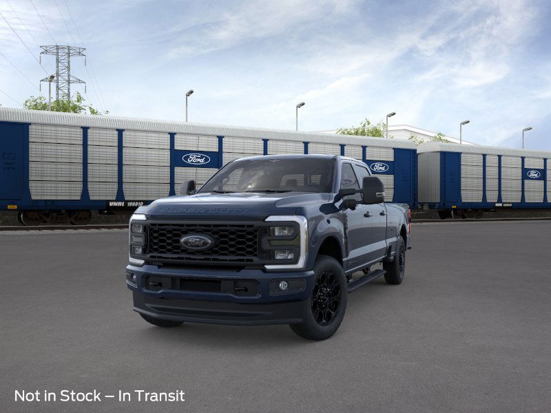 2025 Ford F-350 XLT photo 2