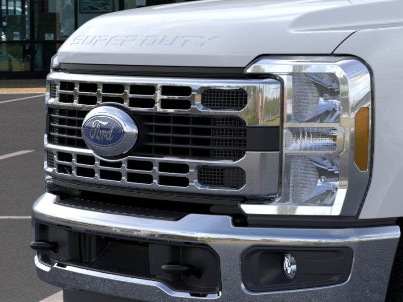 2026 Ford Super Duty F-350 SRW Chassis Cab F-350 XL 4WD Crew Cab 179 WB 60 CA