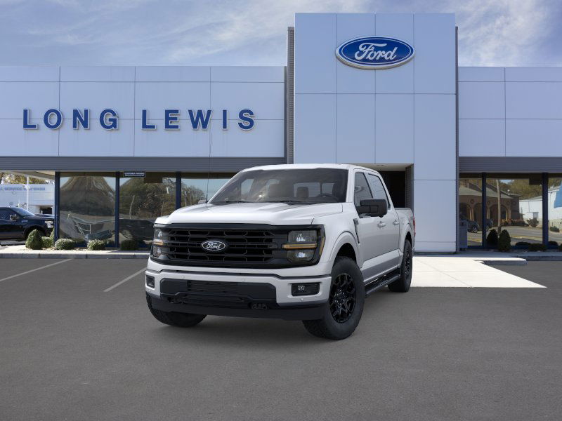 2025 Ford F-150 XLT photo 2