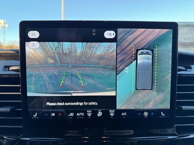 2024 Ford Transit Passenger Van XLT - Photo 44