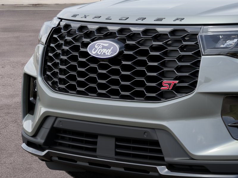 2027 Ford Explorer ST - Photo 17