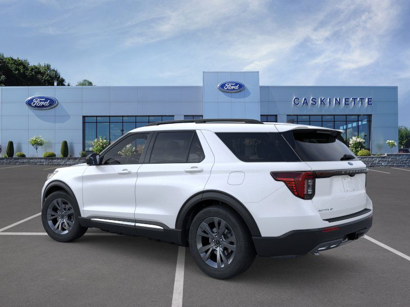 2025 Ford Explorer photo 4